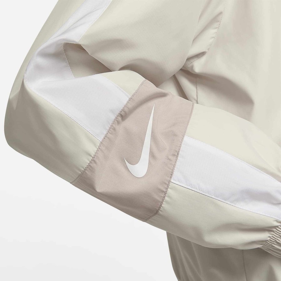 Vrouwen Nike Bovenkleding En Jassen | Vs Essentieel